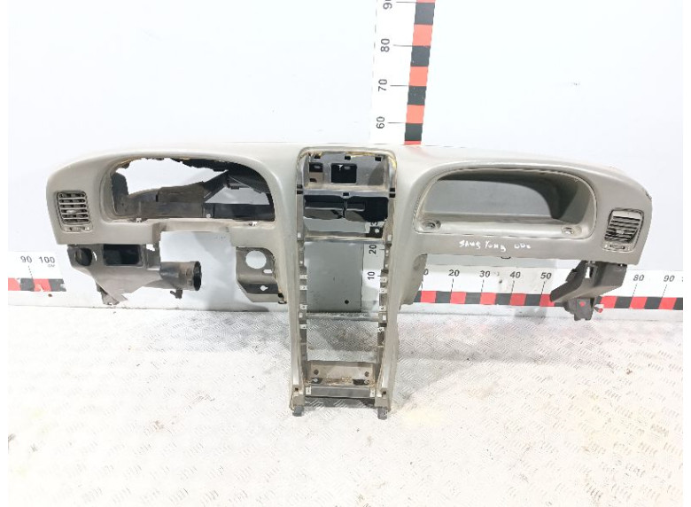 Панель передняя салона (торпедо) к SsangYong Korando, 2000г.