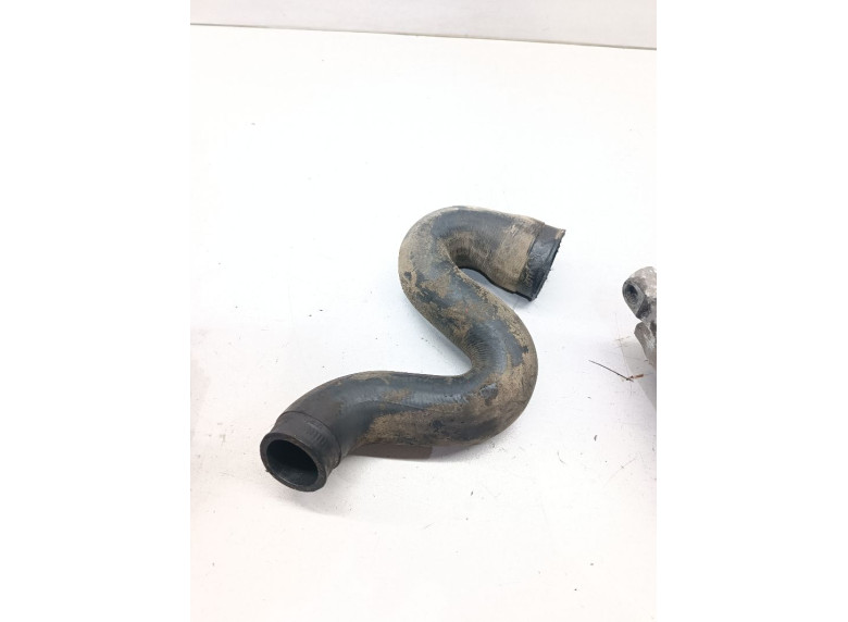 Патрубок турбины к Volkswagen Passat, 2000г.