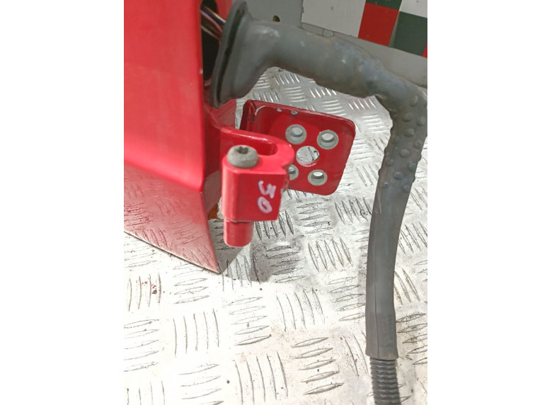 Петля двери передней правой к MAN TGL, 2005г.