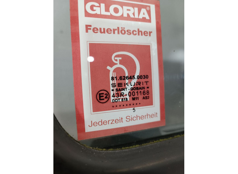 Стекло двери передней правой к MAN TGL, 2005г.