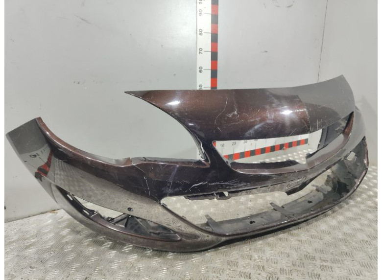 Бампер передний к Opel Astra, 2012г.
