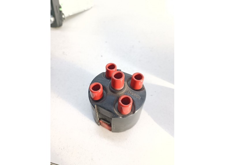 Крышка распределителя зажигания к Volkswagen Golf