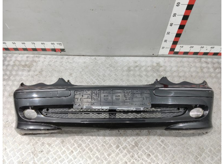 Бампер передний к Mercedes C W203, 2000г.