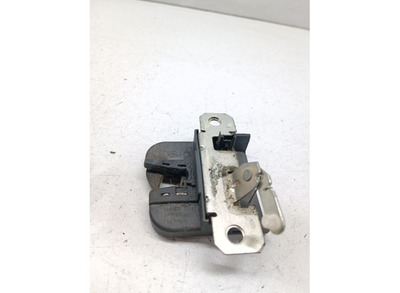 Замок багажника к Volkswagen Polo, 2004г.