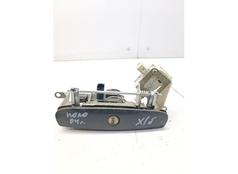 Ручка открывания багажника к Volkswagen Polo, 2004г.