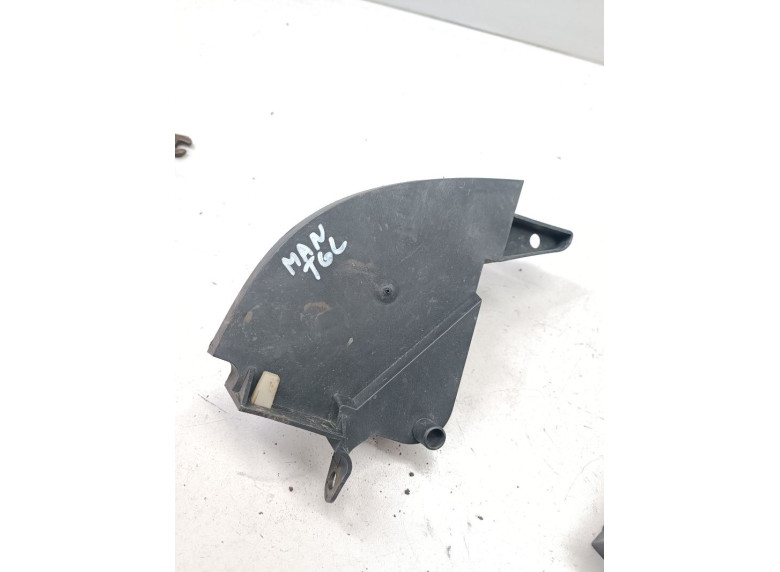 Кронштейн крепления крыла переднего правого к MAN TGL, 2006г.