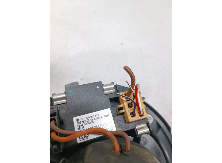 Моторчик печки к Volkswagen Passat, 2008г.