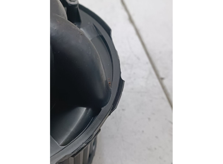 Моторчик печки к Volkswagen Passat, 2008г.