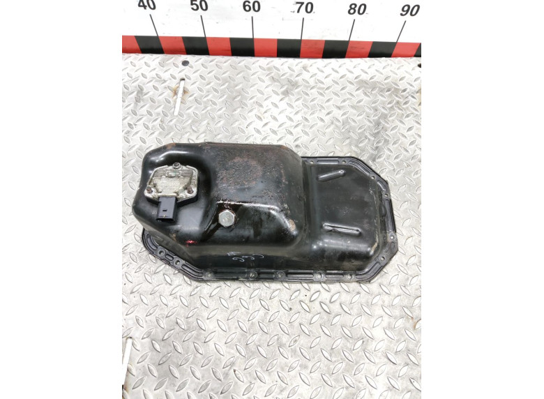 Поддон к Volkswagen Golf, 2000г.