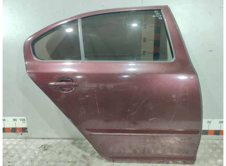 Дверь задняя правая к Skoda Octavia