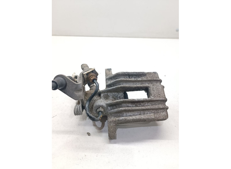 Суппорт задний левый к Volkswagen Golf, 2006г.