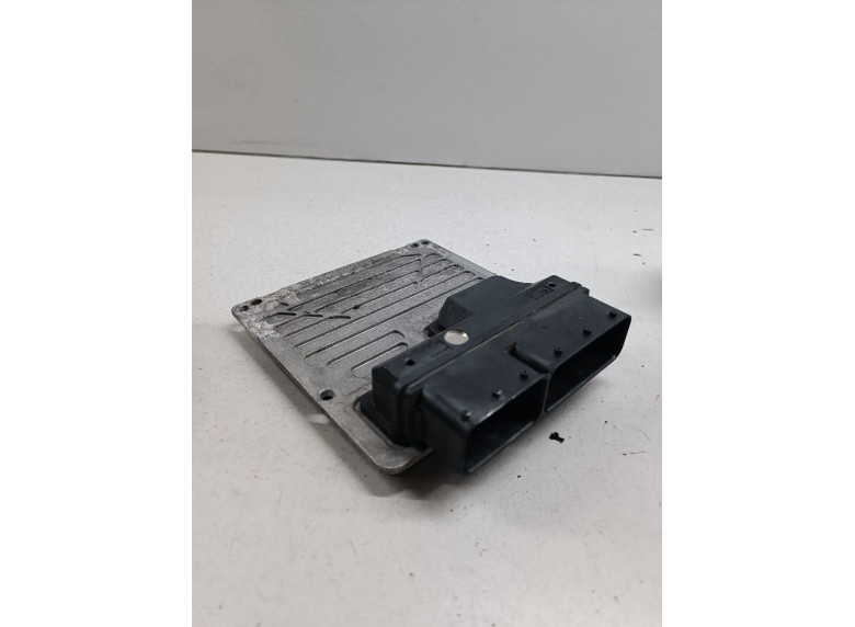 Блок управления двигателем к Mercedes C W203, 2006г.