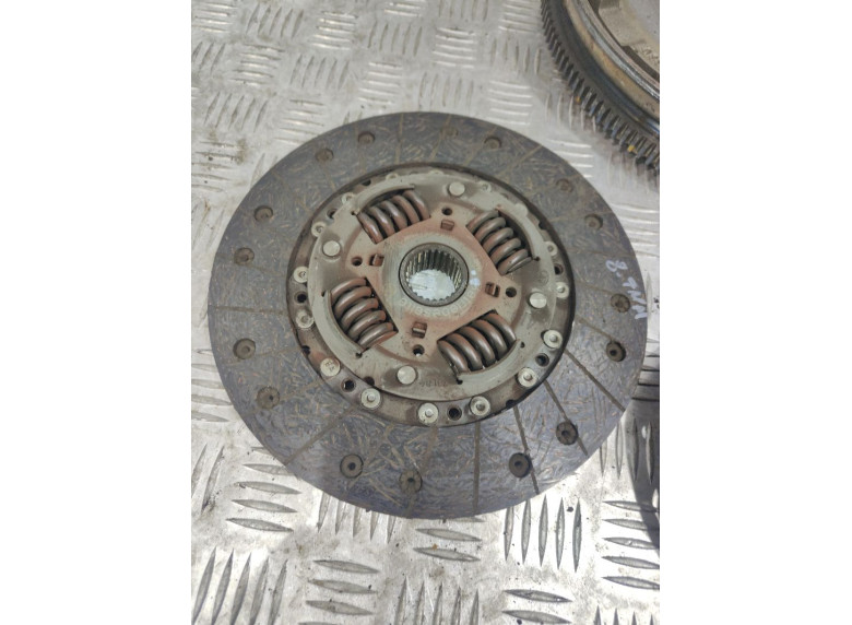 Комплект сцепления к Mercedes C W203, 2002г.