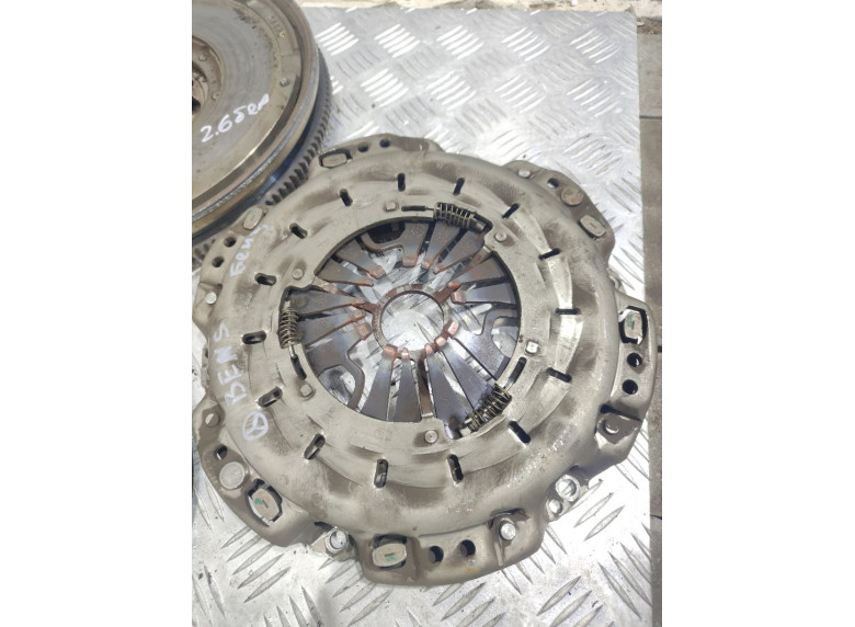 Комплект сцепления к Mercedes C W203, 2002г.