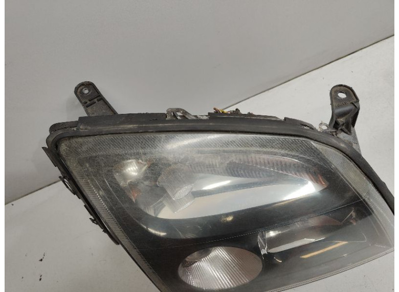 Фара правая к Opel Vectra, 2003г.