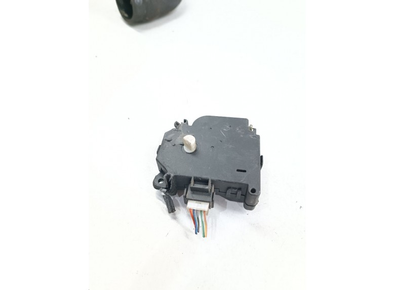 Моторчик заслонки печки к Моторчик заслонки печки к Great-Wall HoverH6 undefined г. Hover H6