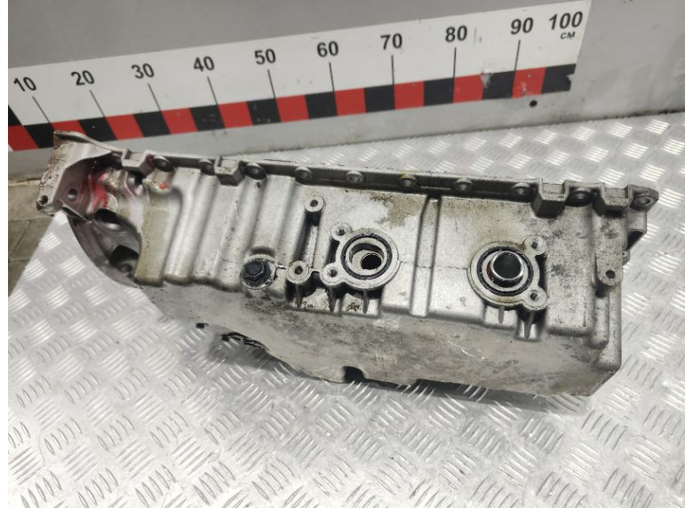 Поддон к Volvo V60, 2013г.