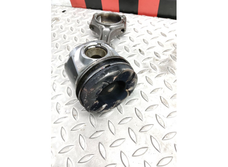 Поршень к Поршень к Volvo V40 undefined г. V40