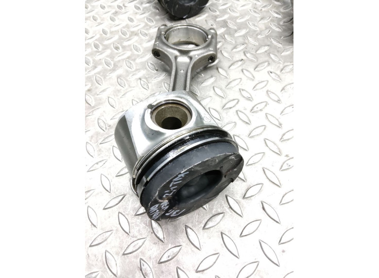 Поршень к Поршень к Volvo V40 undefined г. V40