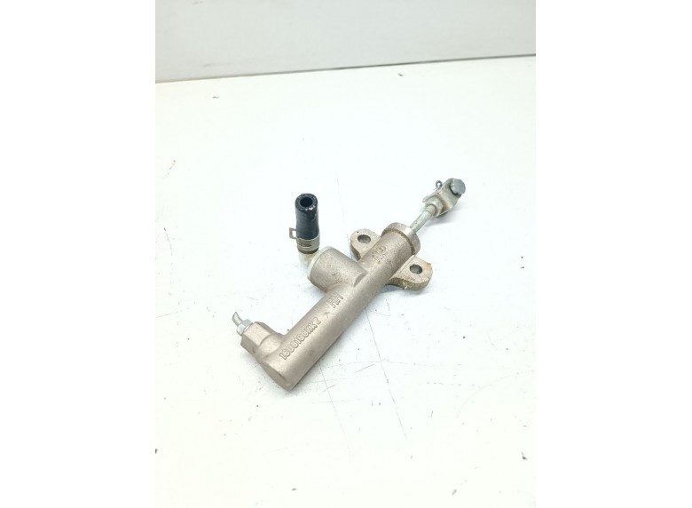 Цилиндр сцепления главный к Цилиндр сцепления главный к Great-Wall HoverH6 undefined г. Hover H6