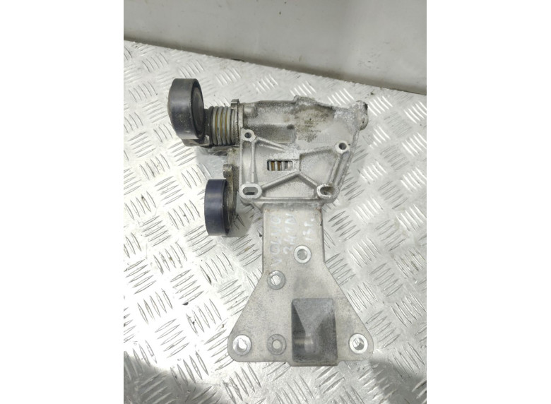 Кронштейн генератора к Volvo V40, 2013г.