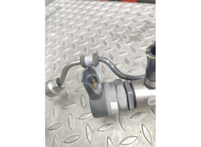 Регулятор давления топлива к Регулятор давления топлива к Volvo V40 undefined г. V40