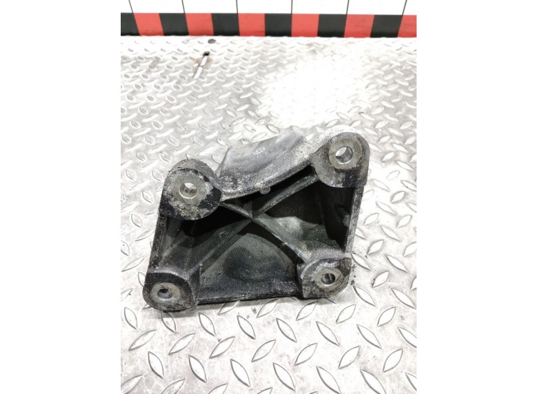 Кронштейн двигателя к Кронштейн двигателя к Land-Rover Discovery undefined г. Discovery