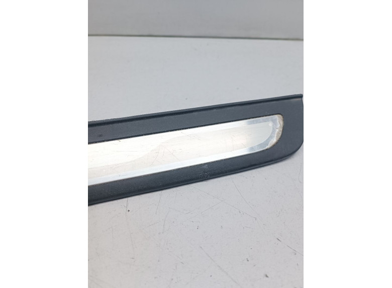 Накладка на порог к Geely Atlas, 2018г.