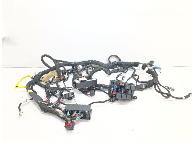 Проводка салона к Geely Atlas, 2018г.