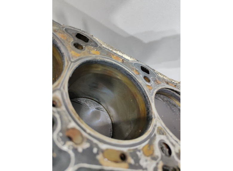 Блок цилиндров к Opel Corsa, 2002г.