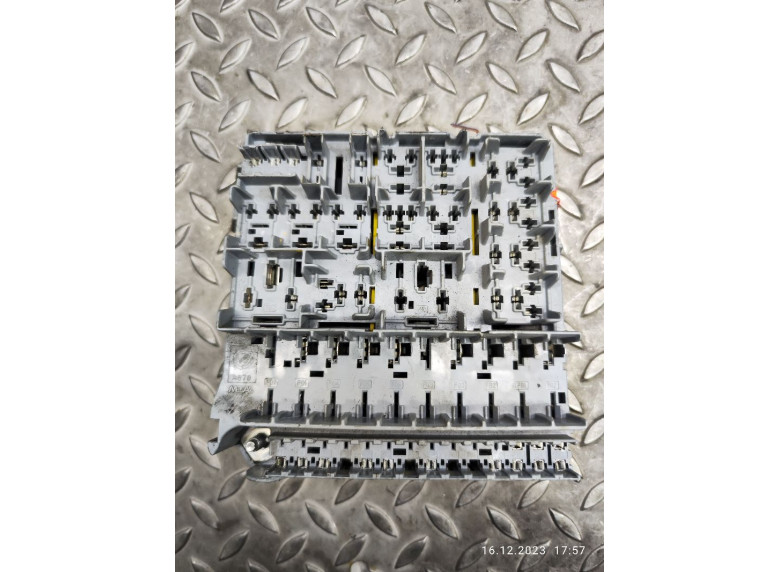 Блок предохранителей к Fiat 500, 2009г.