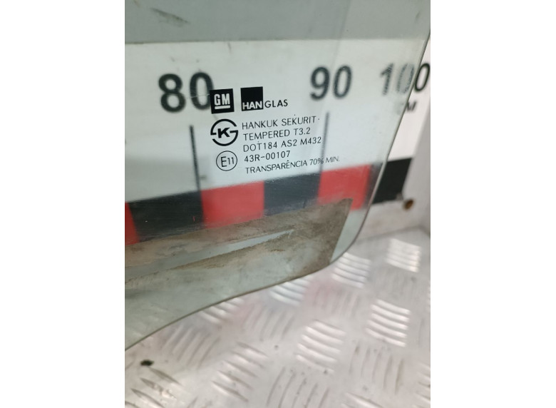 Стекло двери передней левой к Chevrolet Aveo, 2007г.