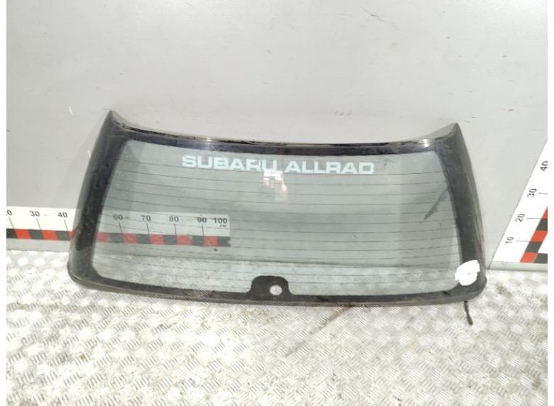 Стекло заднее к Subaru Legacy, 1994г.