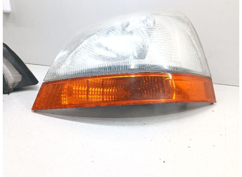 Поворотник левый к Renault Mascott, 2006г.