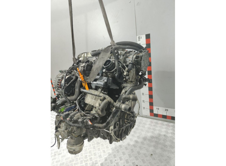 Двигатель к Audi A4, 2002г.