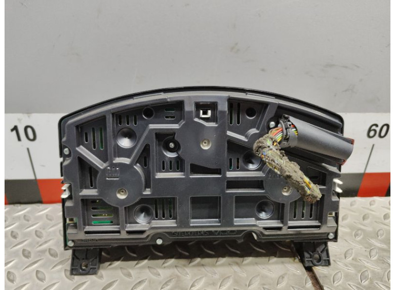 Щиток приборов (приборная панель) к Opel Astra, 2006г.