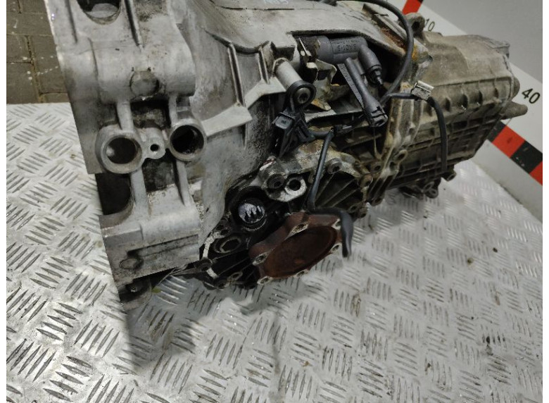 КПП механическая (МКПП) к Audi A4, 2003г.