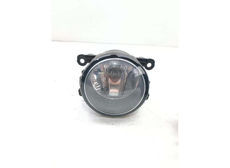 Фара противотуманная левая к Renault Logan, 2005г.