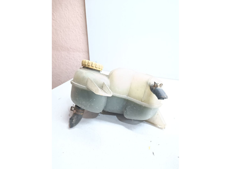 Бачок расширительный к Opel Astra, 1996г.