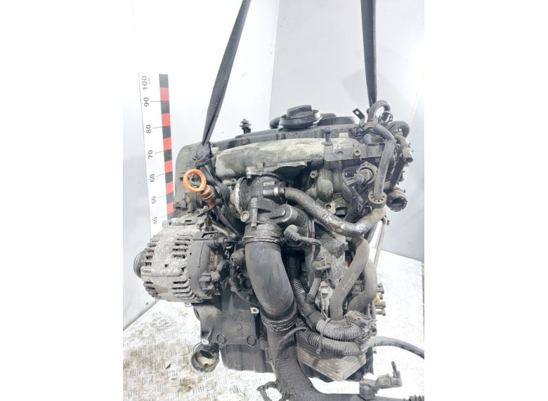 Двигатель к Volkswagen Touran, 2003г.