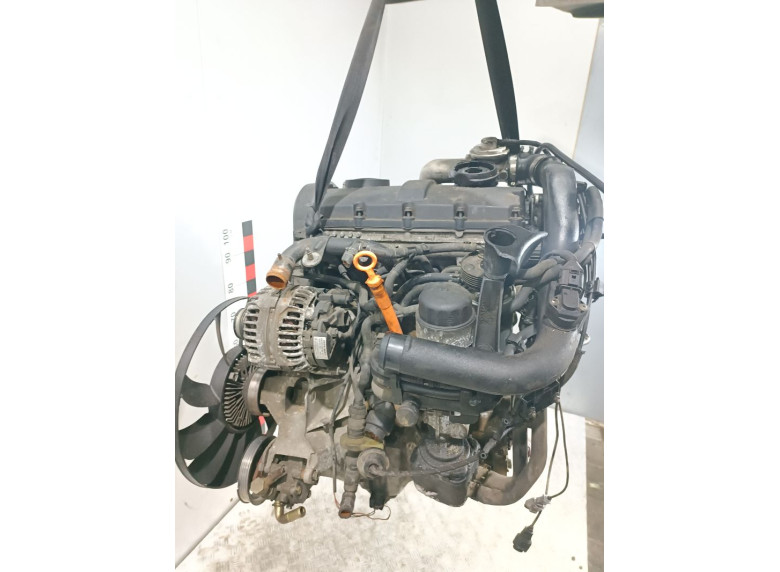 Двигатель к Volkswagen Passat, 2001г.