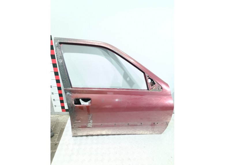 Дверь передняя правая к Peugeot 406