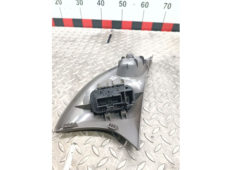 Блок управления стеклоподъемниками к Блок управления стеклоподъемниками к Ford Focus undefined г. Focus