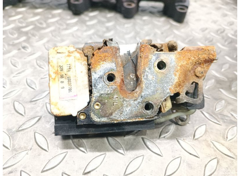 Замок двери передней левой к Opel Sintra, 1998г.