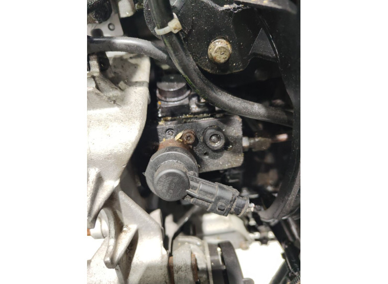 Регулятор давления топлива к Opel Movano, 2008г.