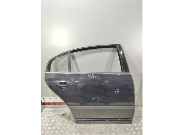 Дверь задняя правая к Skoda Superb, 2007г.