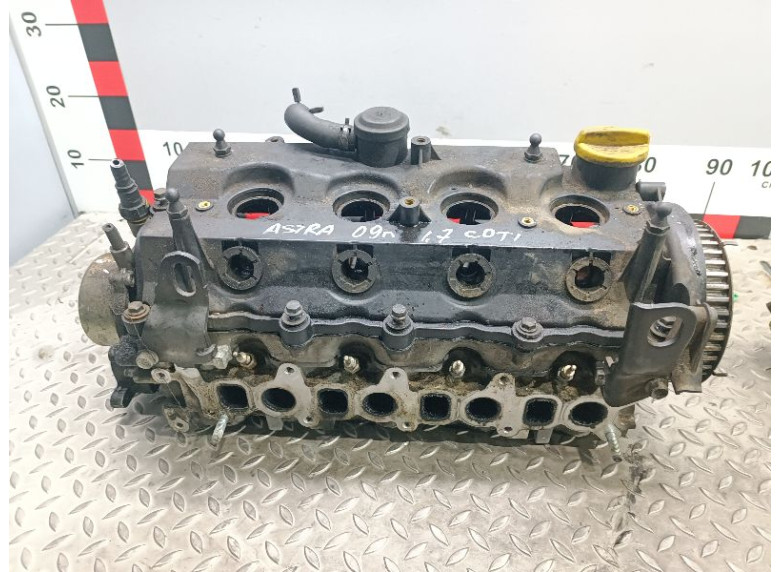 Головка блока цилиндров к Opel Astra, 2009г.