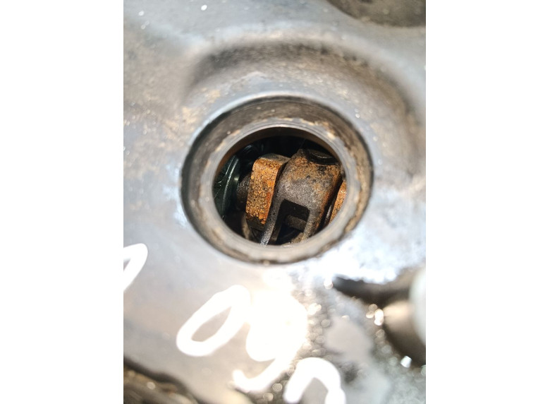 Головка блока цилиндров к Opel Astra, 2009г.