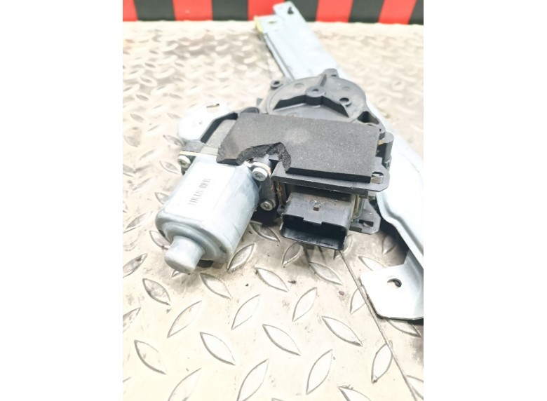 Стеклоподъемник электрический передний правый к Стеклоподъемник электрический передний правый к Peugeot 308 undefined г. 308