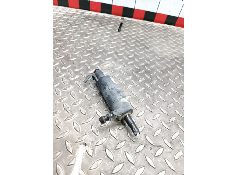 Насос (моторчик) омывателя стекла к Насос (моторчик) омывателя стекла к Skoda Octavia undefined г. Octavia